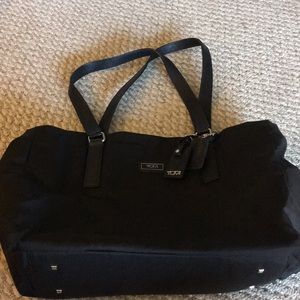 Tumi tote